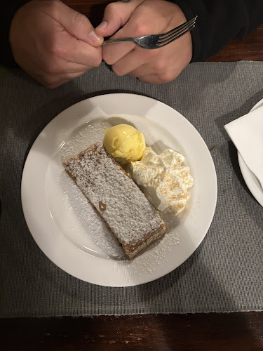 4, Vratislavova 32, Vyšehrad, 128 00 Praha 2