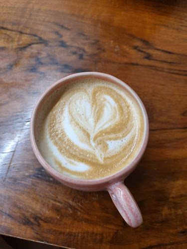 Opinii despre Skáld Coffee în Louny - Gastronomie a pohostinství