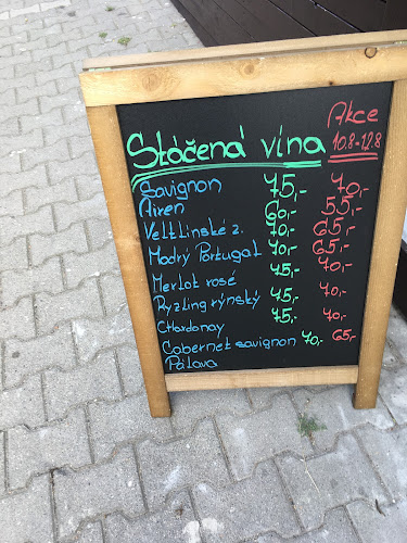 Vinotéka U Trávníčků - Gastronomie a pohostinství