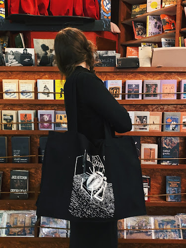 Řehoř Samsa café bar & knihkupectví