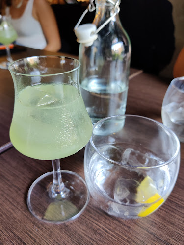 Opinii despre Satin Bar & Cafe în Brno - Gastronomie a pohostinství