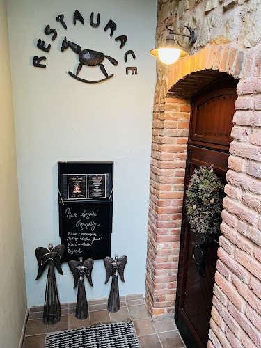 Opinii despre Restaurace Koníček în Mařatice - Gastronomie a pohostinství