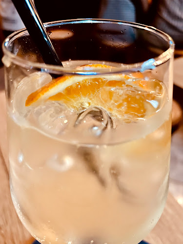 Comentarii opinii despre Aprés Bar