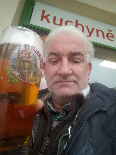 Vinotéka U kaštánku - Gastronomie a pohostinství