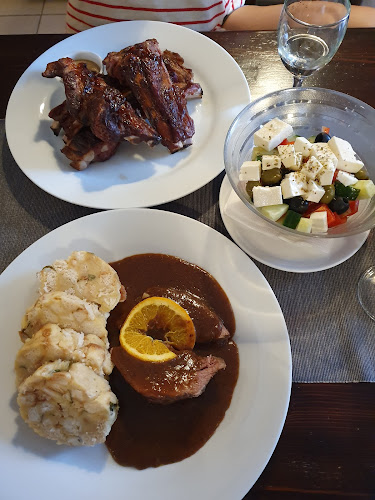 Opinii despre Pod Vyšehradem în Praha - Gastronomie a pohostinství