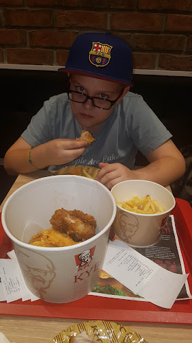 KFC Ostrava Outlet - Gastronomie a pohostinství