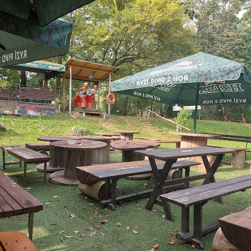 PÁDLO MORAVA cyklisticko-vodacký kemp, půjčovna lodí a raftů