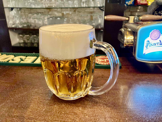 Restaurace a Penzion BLACK HOLE - Gastronomie a pohostinství