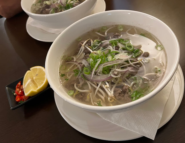 Comentarii opinii despre Emi Restaurant