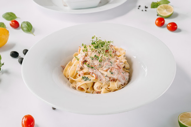 Gočárova tř. 1754, 500 02 Hradec Králové 2