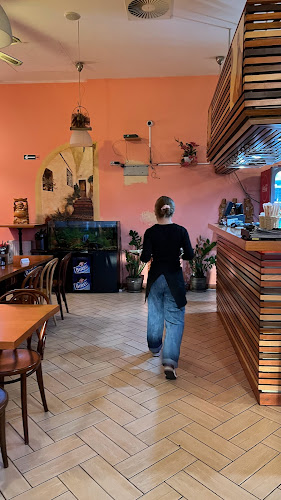 Opinii despre Vietnamská restaurace You & Me în Praha - Gastronomie a pohostinství