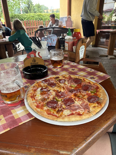 Opinii despre Cukrárna, kavárna a pizza Karel Červinka în Jablonec nad Jizerou - Gastronomie a pohostinství