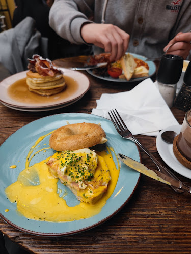 Comentarii opinii despre Cathedral Café