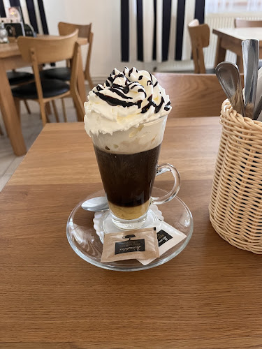 Divadelní restaurace a kavárna Luhačovice