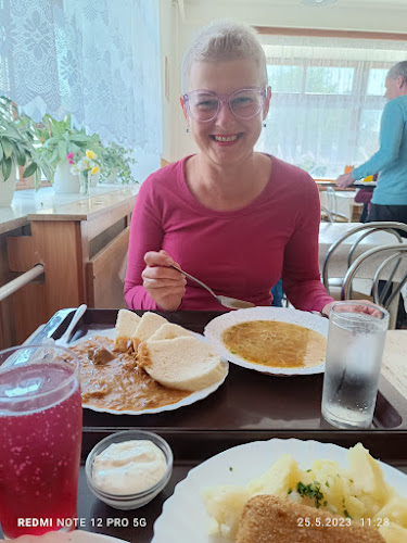 Opinii despre Jídelna u Praděda - letní terasa în Jeseník - Gastronomie a pohostinství