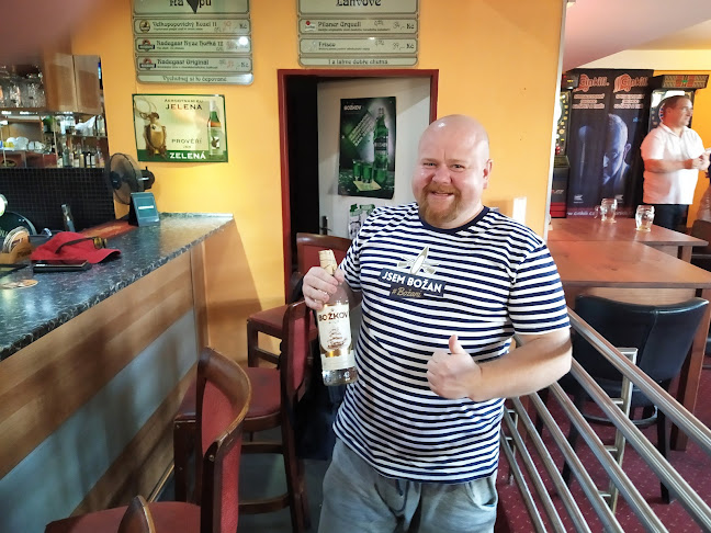 Comentarii opinii despre Bar Pomeranč