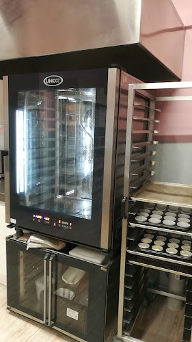 Opinii despre Dorty a Dortiky în Praha - Gastronomie a pohostinství