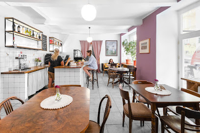 MAISON cafe restaurant