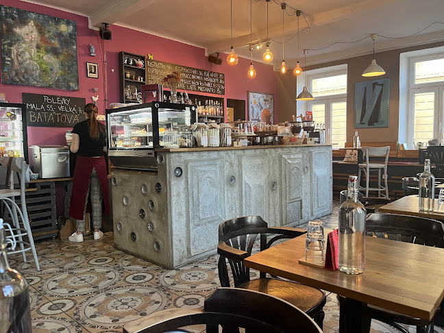 Opinii despre Kavárna Matice în České Budějovice - Gastronomie a pohostinství