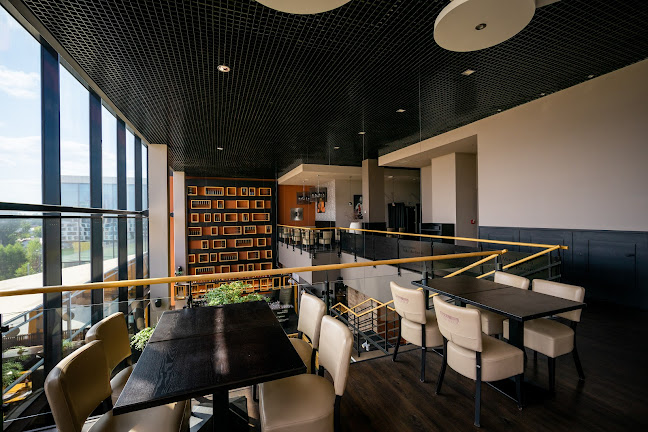 Comentarii opinii despre Pizza Coloseum OC Karolina