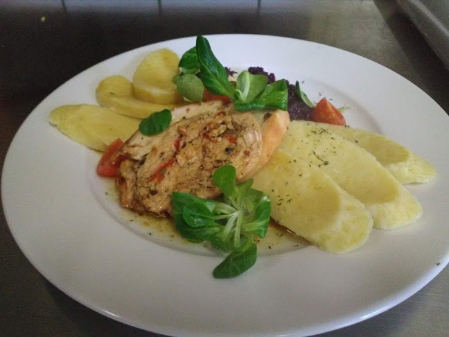 Opinii despre Restaurace Štika în Dolní Benešov - Gastronomie a pohostinství