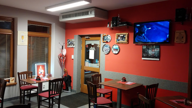 Opinii despre Vinotéka Dv2jka (u Lídlu) în Valašské Klobouky - Gastronomie a pohostinství