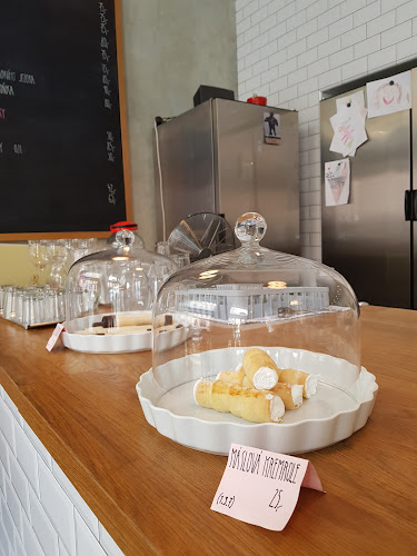 Comentarii opinii despre Zmrzlinář