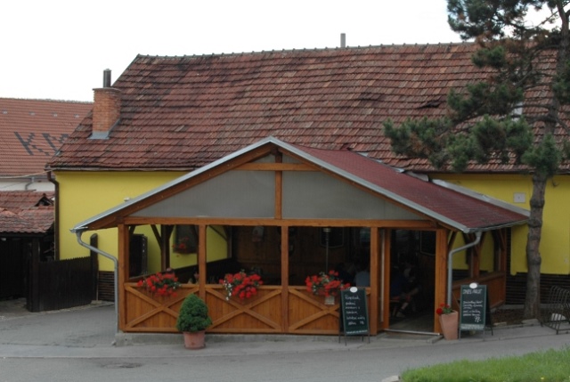 Hradčany 9, 666 03 Hradčany - Tišnov 3