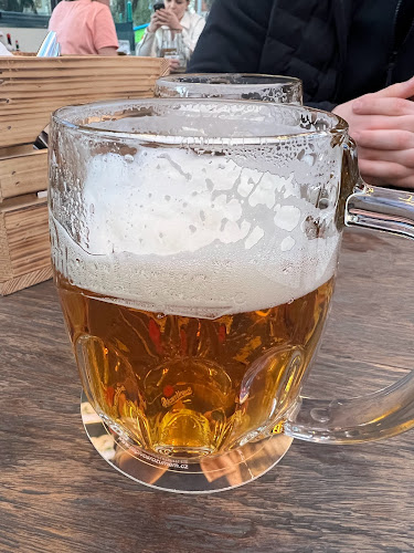 Měcholupský park - Gastronomie a pohostinství