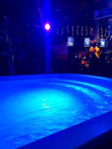 TWO FACES - Gastronomie a pohostinství