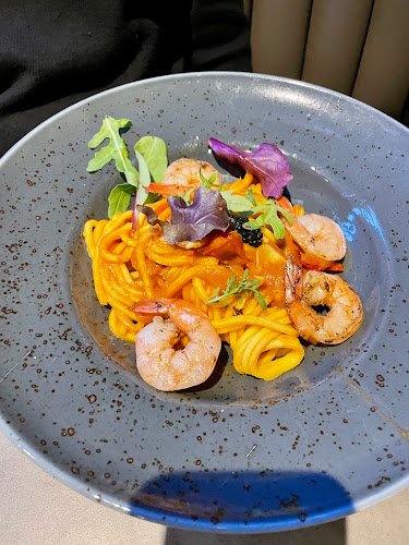 Eclipse Lounge Bar & Restaurace - Gastronomie a pohostinství