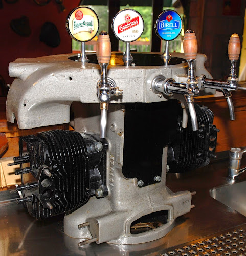 Opinii despre Restaurace Car Club în Vrchlabí - Gastronomie a pohostinství