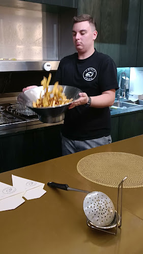 FÆNCY FRIES Frýdek-Místek