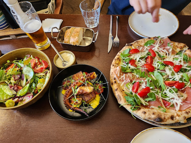 Bílkova 132/4, 110 00 Josefov