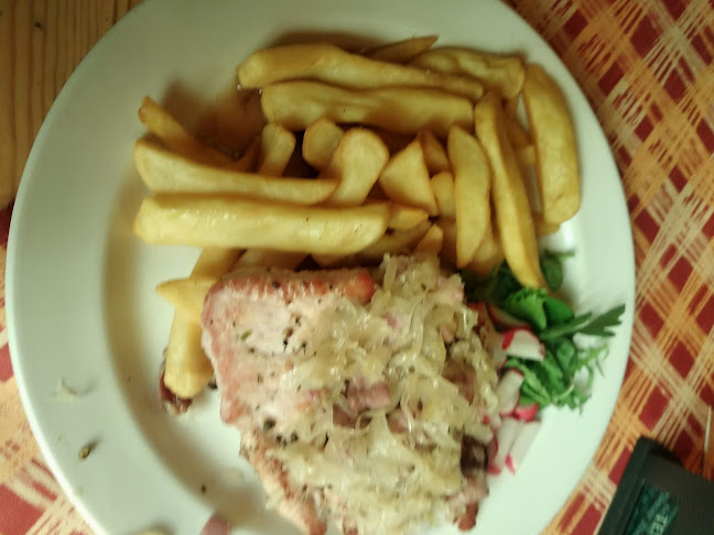 Restaurace - penzion U Golema - Gastronomie a pohostinství