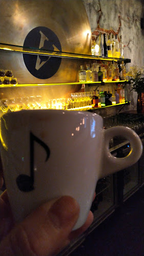 Opinii despre Vinyl Bar Prague în Staré Město - Gastronomie a pohostinství