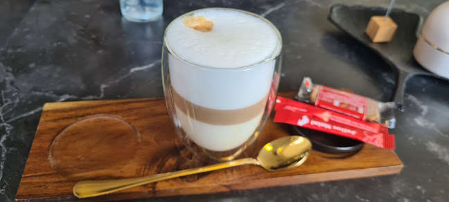 J. V. Sládka 41, 738 01 Frýdek-Místek 1