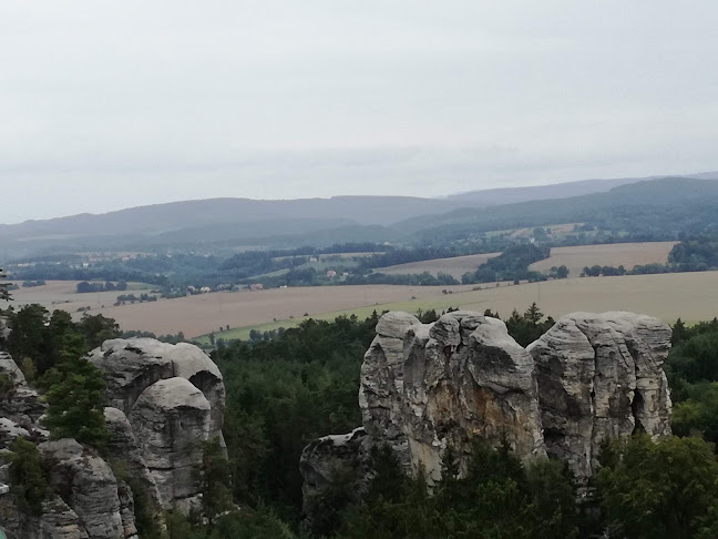 Zámecká restaurace Hrubá Skála - Hrubá Skála