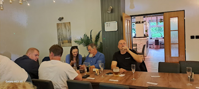 Opinii despre Restaurace Březová în Ústí nad Labem-centrum - Gastronomie a pohostinství