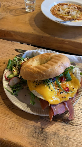 Žerotínovo nám. 152/3, 779 00 Olomouc 9