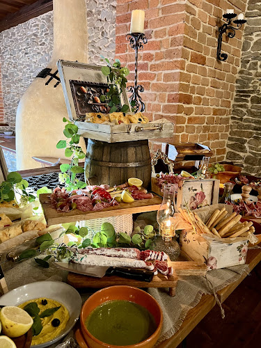 Opinii despre Zámecká restaurace Štáblovice în Štáblovice - Gastronomie a pohostinství