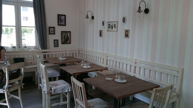 Opinii despre Cukrarna a kavarna Skrivany în Hradec Králové - Gastronomie a pohostinství