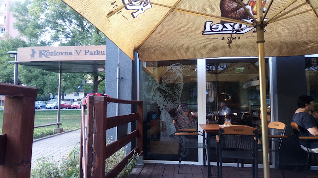 Kozlovna V Parku