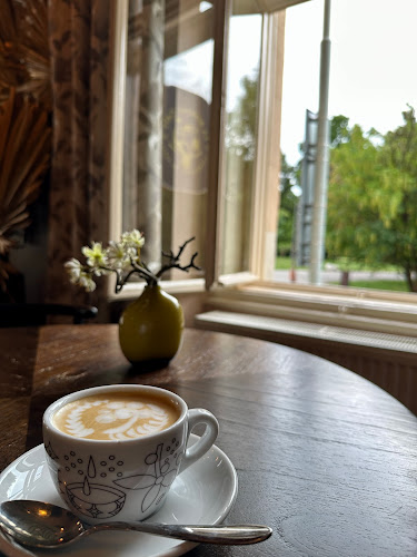 Opinii despre La Boheme Cafe în Praha - Gastronomie a pohostinství