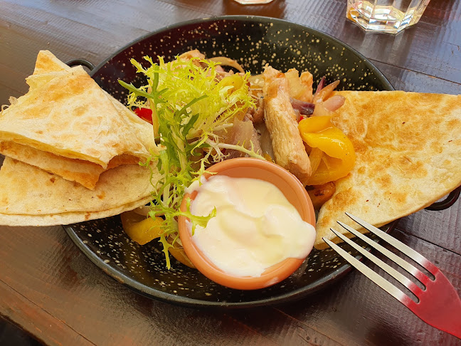 Hacienda Ranchero - restaurace a penzion - Gastronomie a pohostinství