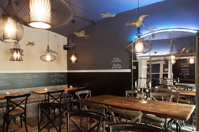 Cathedral Café - Gastronomie a pohostinství