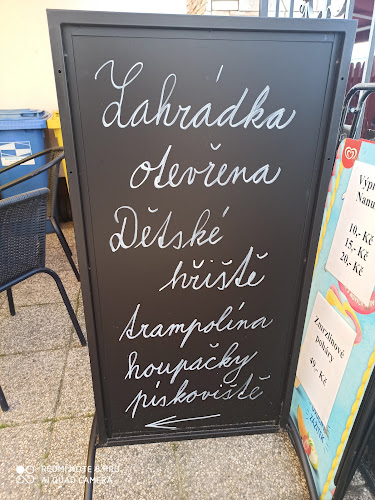 Opinii despre Orlice Bar & Club în Hradec Králové - Gastronomie a pohostinství