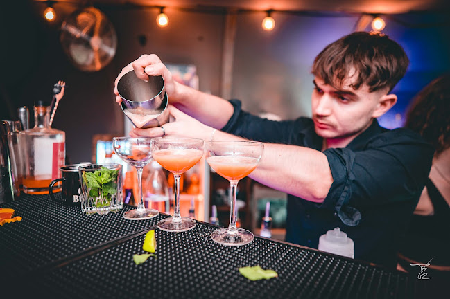 Opinii despre Terraza | bar s vyhlídkovou rozhlednou în Brno - Gastronomie a pohostinství