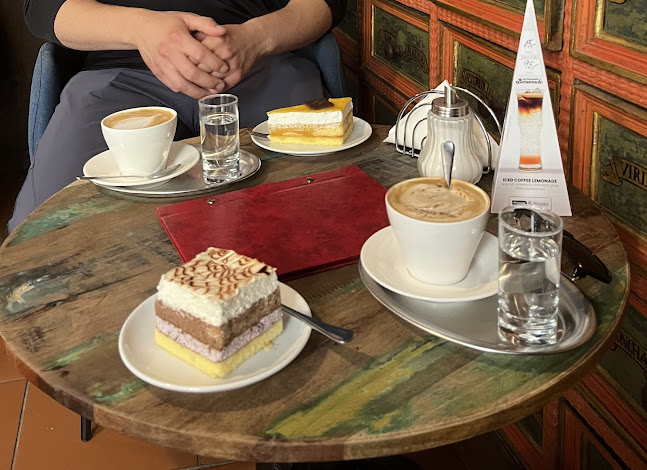 Opinii despre Apatyka Café în České Budějovice - Gastronomie a pohostinství