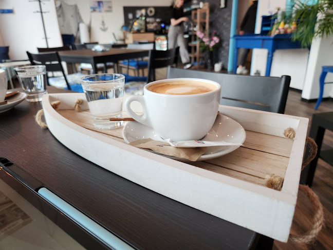 Cafe Del Mar - Gastronomie a pohostinství